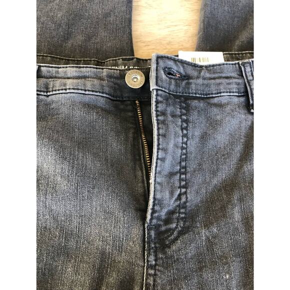 INC International Concepts Elizabeth Boot Jeans in Jet Wash - 18/34 - Picture 4 of 7